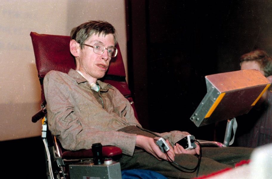 Stephen Hawking in 1986. Photo by Associated Press.